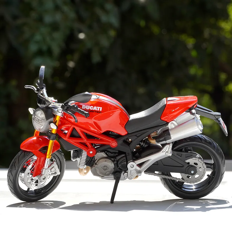Ducati Monster 696 (1:18 Scale) Diecast Bike Scale Model