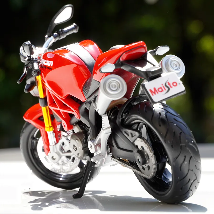 Ducati Monster 696 (1:18 Scale) Diecast Bike Scale Model